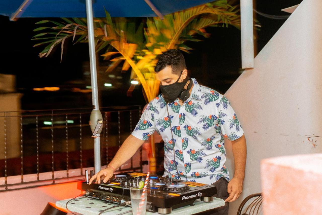 Hostal Casa Movida *