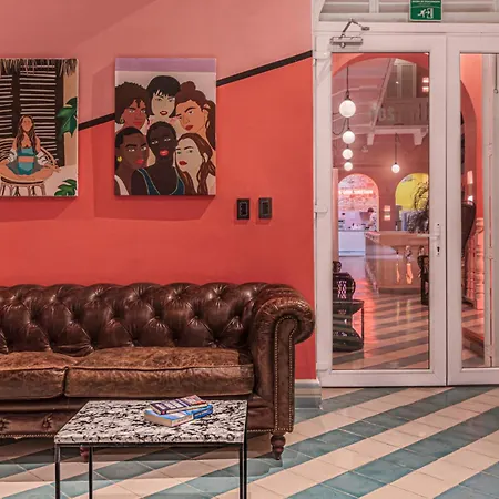 Casa Movida Hostel